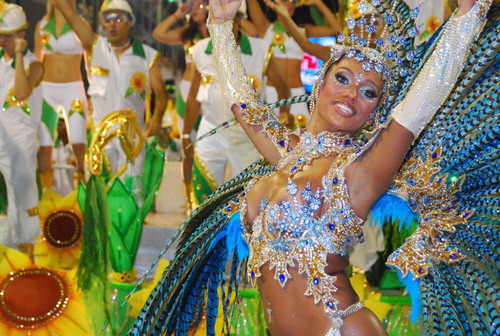 Tái hiện lễ hội Carnaval tại chương trình khai mạc Olympic Rio.