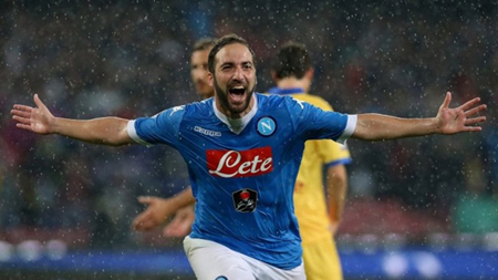Quyết tâm mua Gonzalo Higuain cho thấy Juventus đã không còn hài lòng với Scudetto.
