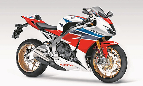Honda CBR1000RR Fireblade 2017 cạnh tranh Kawasaki H2
