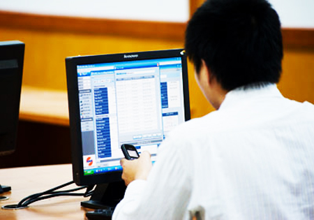 VN-Index tiếp tục đi xuống