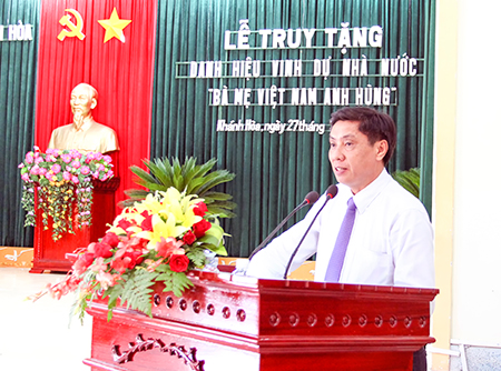 Ông Lê Đức Vinh phát biểu tại buổi Lễ