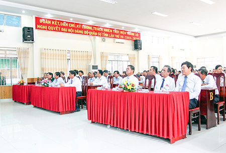 Truy tặng danh hiệu Bà mẹ Việt Nam Anh hùng cho 65 bà mẹ