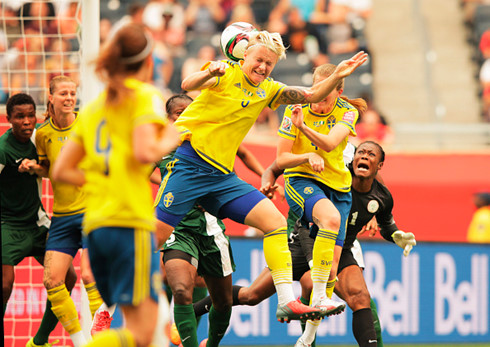ĐT nữ Thụy Điển gặp ĐT nữ Nam Phi trong trận đấu đầu tiên. (Ảnh: Getty).