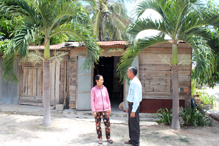 Xây nhà cho hộ nghèo từ nguồn hỗ trợ của Vietinbank: Chậm do đâu?