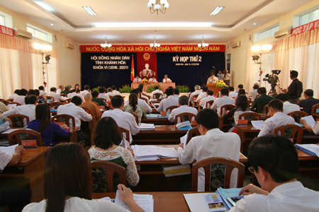 Quang cảnh kỳ họp.