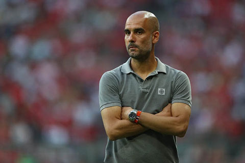 Người hâm mộ đang chú ý xem Pep Guardiola “thể hiện” ở tại Ngoại hạng Anh.