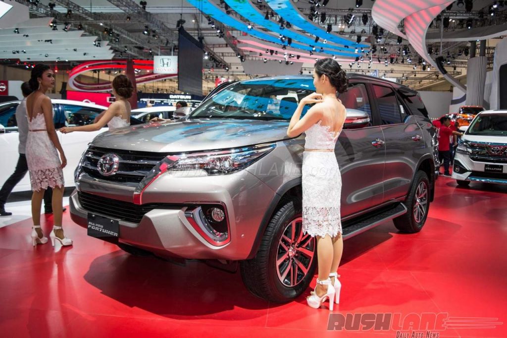 Toyota Fortuner hoàn toàn mới lộ diện tại triển lãm xe Indonesia