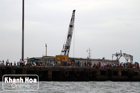Hành khách bị kẹt tại Cảng Cam Ranh khi sự việc xảy ra