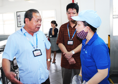 Tổng Liên đoàn Lao động Việt Nam: Làm việc tại Khánh Hòa