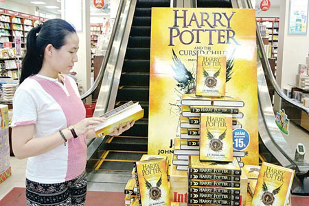 Văn học dịch: Đa dạng nhưng khó khăn