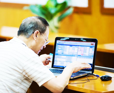 DHR tăng trần, VN-Index trở lại mốc 660 điểm