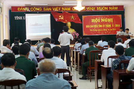 Hội nghị báo cáo viên Tỉnh ủy Khánh Hòa tháng 8