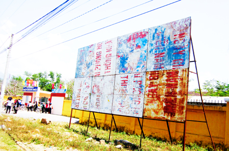 Bảng tuyên truyền không tác dụng