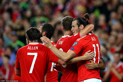 Gareth Bale tỏa sáng rực rỡ trong chiến thắng '4 sao' của xứ Wales