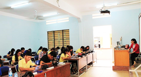 Trung cấp chuyên nghiệp khó tuyển sinh