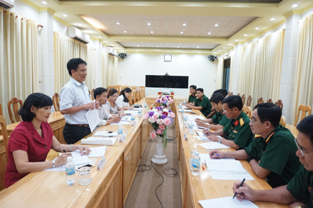 Triển khai học tập, quán triệt nghị quyết nghiêm túc