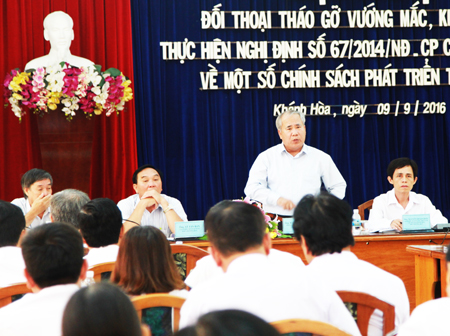 Đồng chí Đào Công Thiên chủ trì hội nghị giải quyết vướng mắc cho ngư dân