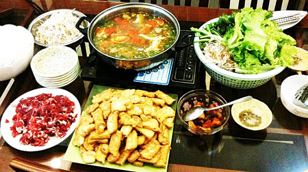 Lẩu riêu cua bắp bò