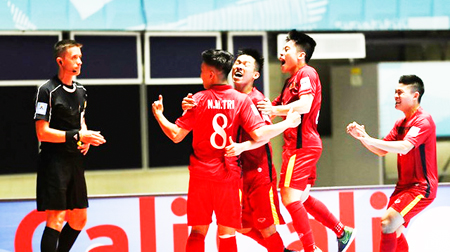 Báo chí thế giới ca ngợi chiến thắng của futsal Việt Nam