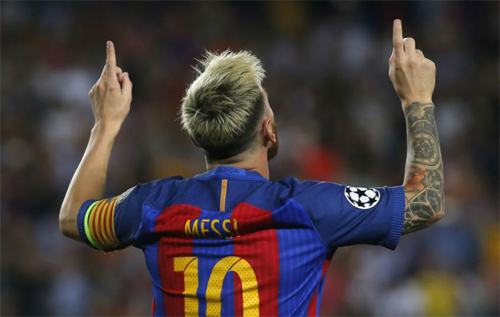 Messi mở đầu Champions League bằng một hat-trick. Ảnh: Reuters
