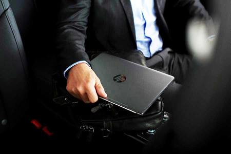 Laptop siêu mỏng nhẹ cho doanh nhân