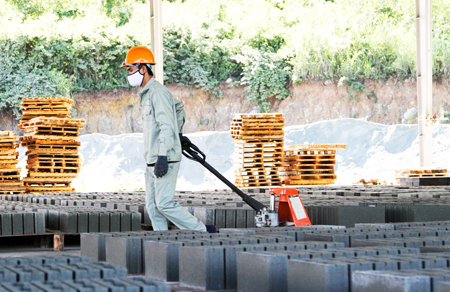 Hỗ trợ phát triển công nghiệp nông thôn