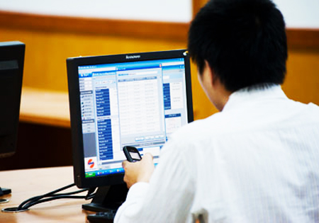 VN-Index đứt mạnh 9 phiên liên tiếp tăng