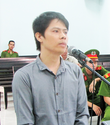 Giảm án cho người bức xúc đâm chết chủ nợ