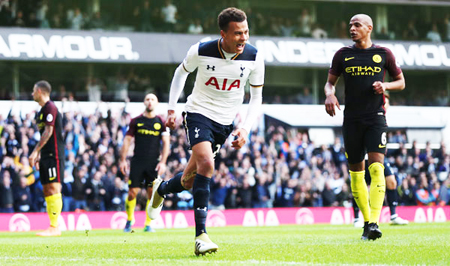 Các cầu thủ trẻ Tottenham đã có một trận đấu cực hay trước Manchester City