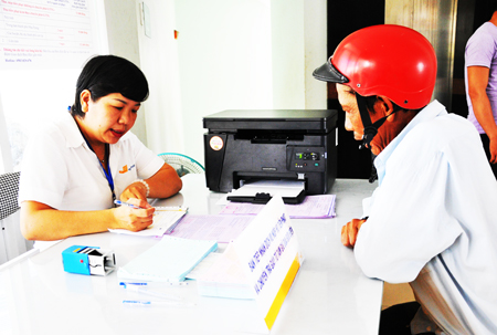 Dịch vụ thu nộp hộ tiền phạt qua bưu điện: Tiện lợi, thiết thực