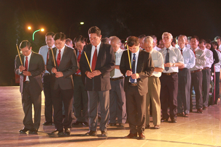 Kỷ niệm trọng thể 70 năm ngày Bác Hồ đến vịnh Cam Ranh