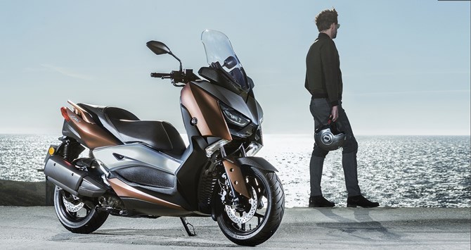 Yamaha X-Max 300 sẽ thay thế đàn anh X-Max 250.