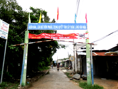 Quảng cáo trên cổng chào