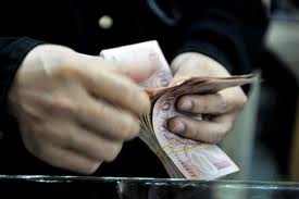 Vào tù vì lừa chạy án