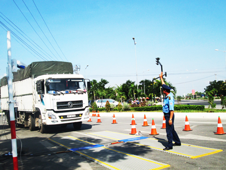 Kiểm tra tải trọng xe