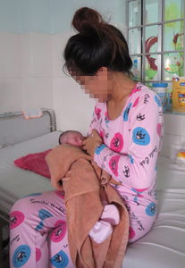 Cứu sống trẻ sơ sinh có nội tạng thoát ra ngoài ổ bụng