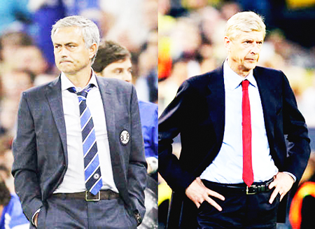 Chỉ khi nào Arsene Wenger (phải) giải xong bài toán “Jose Mourinho và Manchester United” cuối tuần này, Arsenal mới thật sự khẳng định vị thế ứng viên