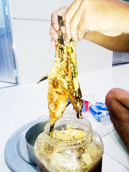 Cảnh giác với chiêu lừa bán mật ong dởm