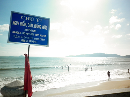 Bất chấp nguy hiểm