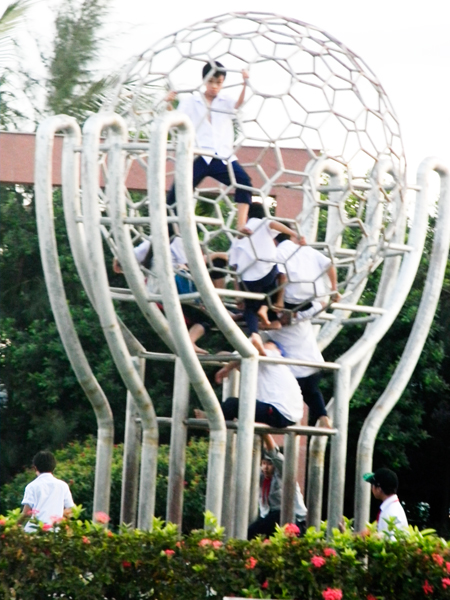 Không phải trò chơi