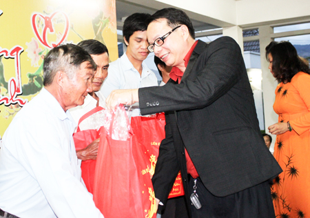 Doanh nghiệp vì người lao động