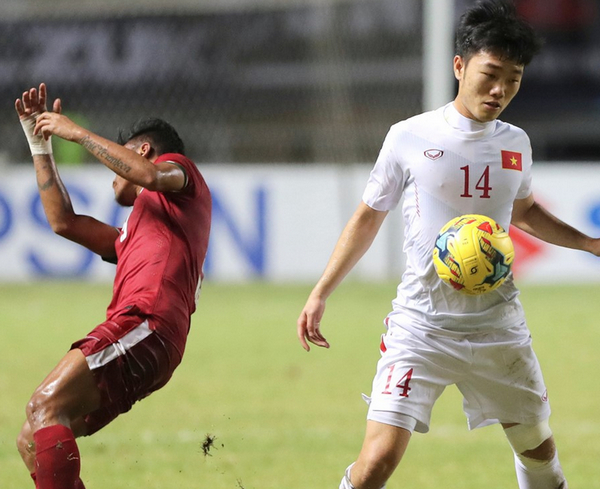 Xuân Trường cùng đội tuyển Việt Nam cần giành thắng lợi để vào chung kết AFF Cup 2016