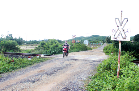 Ẩn họa đường ngang hợp pháp qua đường sắt