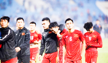 Buồn… và kỳ vọng