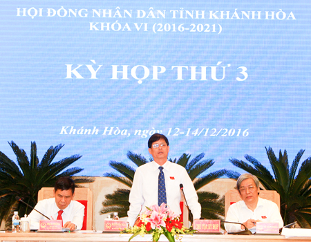 Chủ tọa điều hành kỳ họp