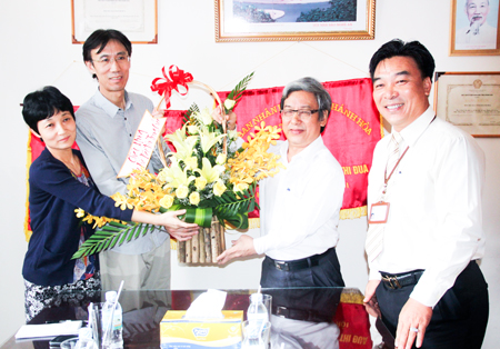 Đoàn đại biểu Hội Nhà báo Trung Quốc thăm và làm việc với Hội Nhà báo tỉnh Khánh Hòa