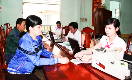 Khi chủ tịch xã cùng làm chính sách tín dụng