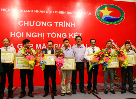 Tạo việc làm thường xuyên cho 5.000 lao động