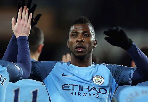 Iheanacho (phải) đang dần trưởng thành tại sân Etihad. Ảnh: Reuters