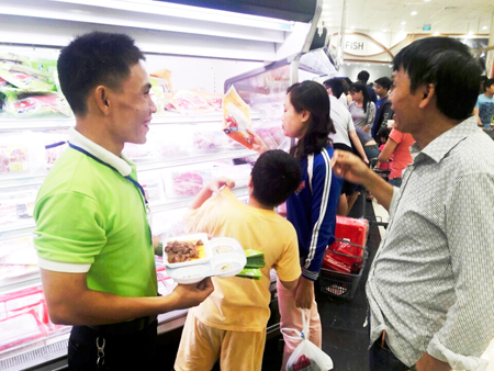 Sản phẩm thịt đà điểu, cá sấu Khatoco: Sự lựa chọn của khách hàng